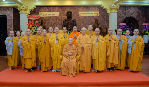 Ban Trị sự Phật giáo Quận 3 khánh chúc Hòa thượng Chủ tịch tái suy cử nhiệm kỳ IX