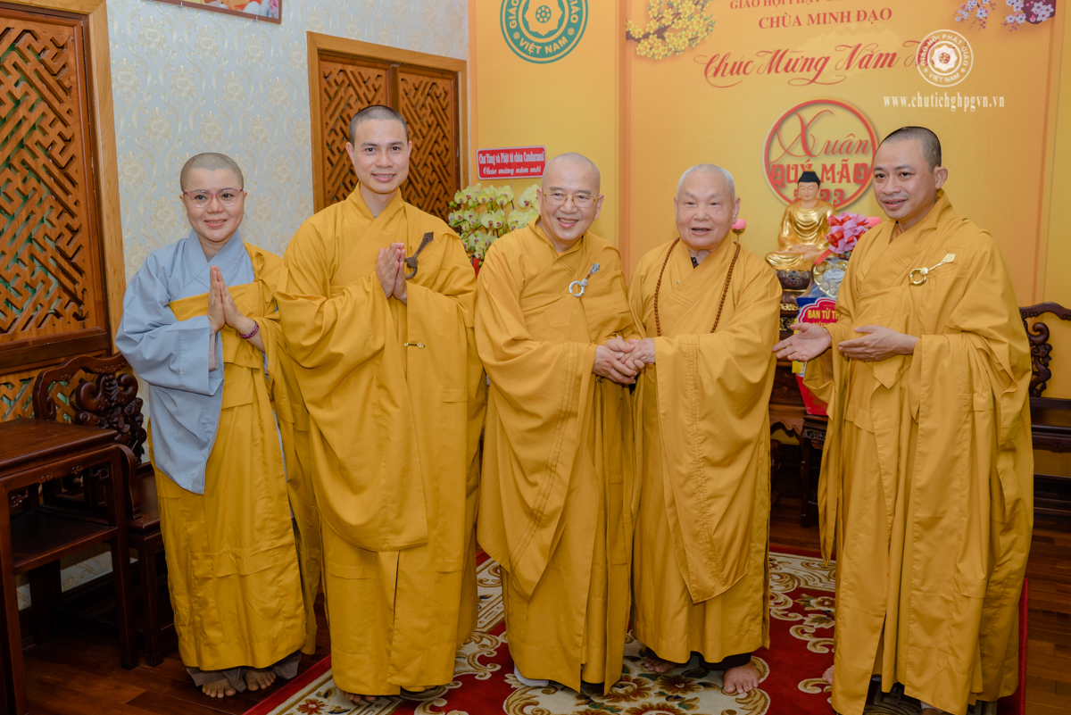 Ban Trị sự Phật giáo tỉnh TT Huế, Bình Phước và Ban Hướng dẫn Phật tử, Từ thiện xã hội Trung ương khánh tuế Hòa thượng Chủ tịch