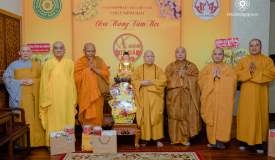 Ban Trị sự Phật giáo tỉnh Tây Ninh, Cà Mau, Tiền Giang khánh tuế Hòa thượng Chủ tịch