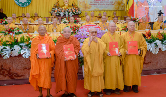 Ban Phật giáo Quốc tế và Ban Kinh tế – Tài chánh Trung ương đón nhận quyết định và ra mắt nhân sự nhiệm kỳ IX (2022 -2027)
