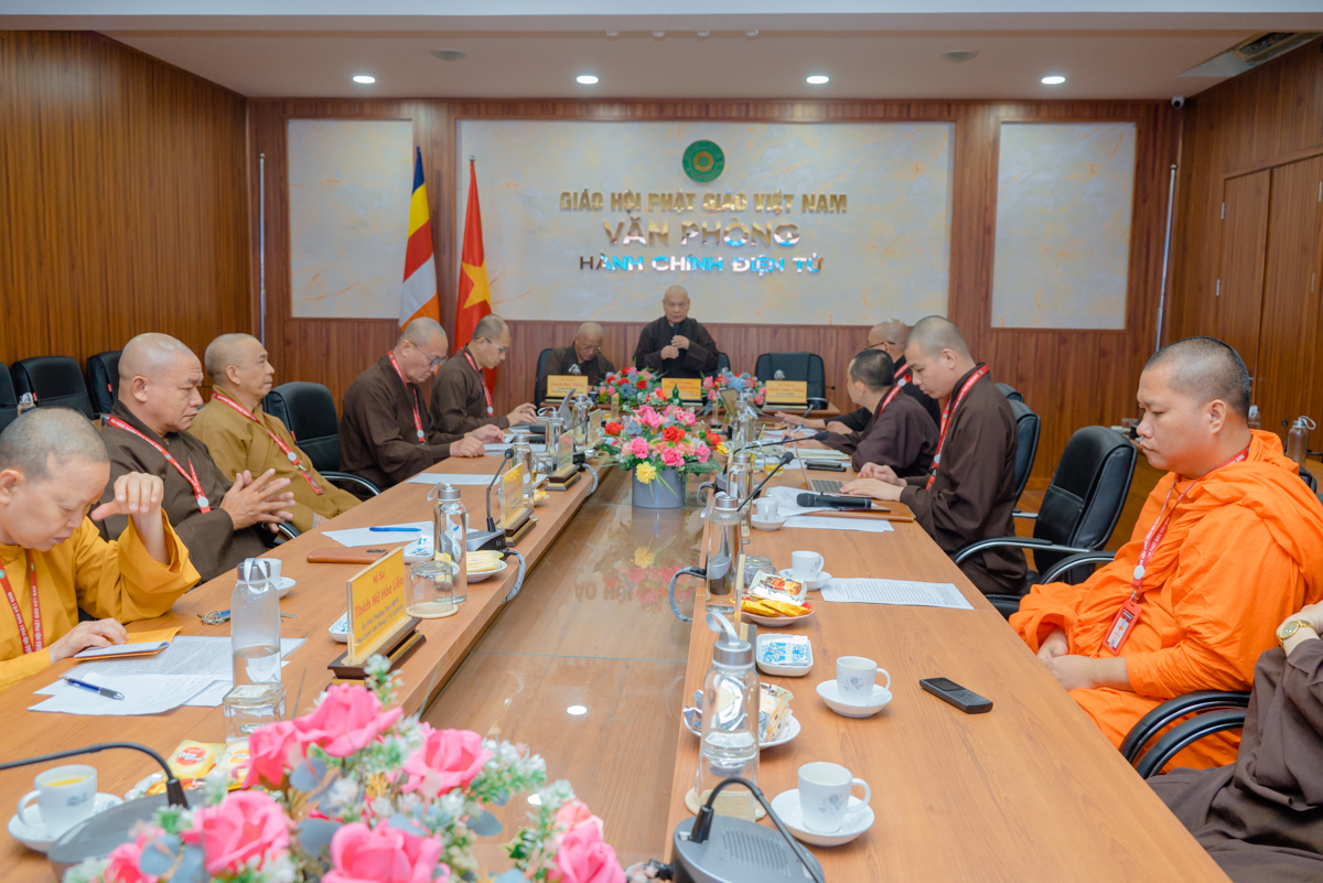 Văn phòng 2 Trung ương báo cáo Phật sự quan trọng đến lãnh đạo Giáo hội