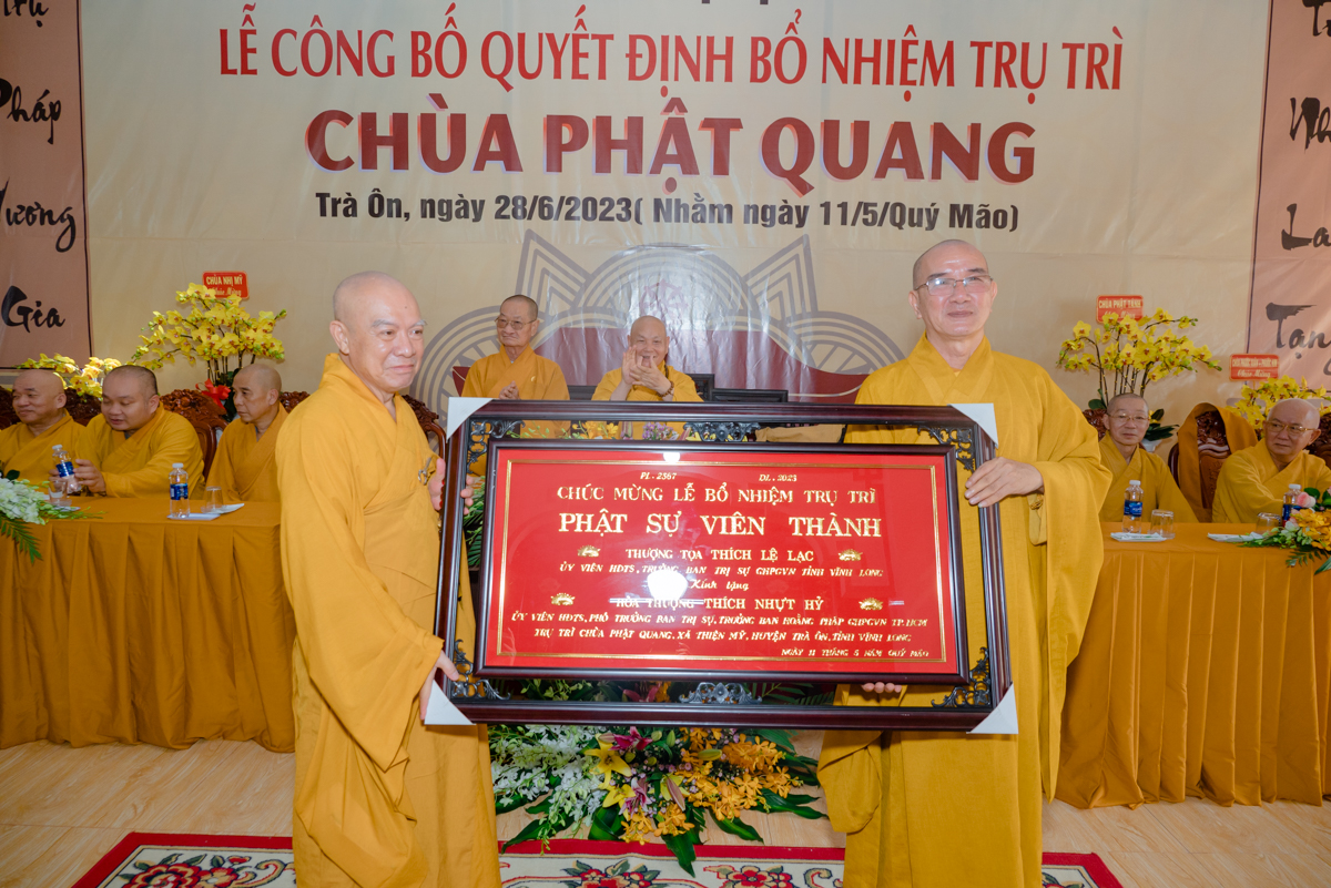 Lễ bổ nhiệm trụ trì chùa Phật Quang, tỉnh Vĩnh Long