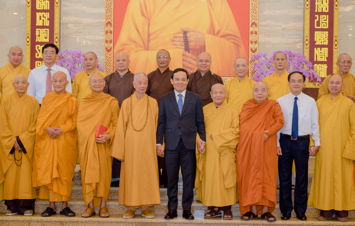 Giáo hội Phật giáo Việt Nam luôn trân trọng và biết ơn sự quan tâm sâu sắc của lãnh đạo Đảng, Nhà nước và Chính phủ