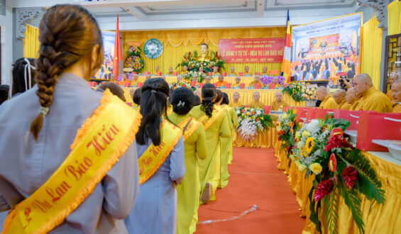 Lễ tạ pháp và dâng y mùa Vu lan báo hiếu PL.2567 tại Thiền viện Quảng Đức