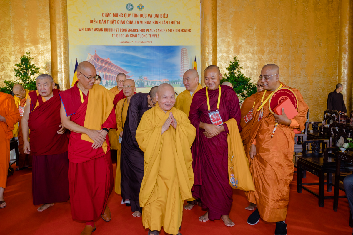 Lãnh đạo Diễn đàn Phật giáo Châu Á vì hòa bình (ABCP) thăm Hòa thượng Chủ tịch GHPGVN