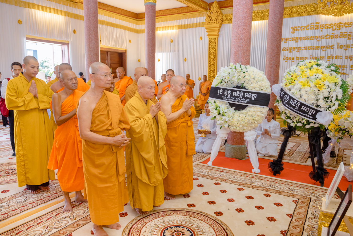 Giáo hội Phật giáo Việt Nam viếng tang Đức Đại Tăng thống Campuchia Tep Vong