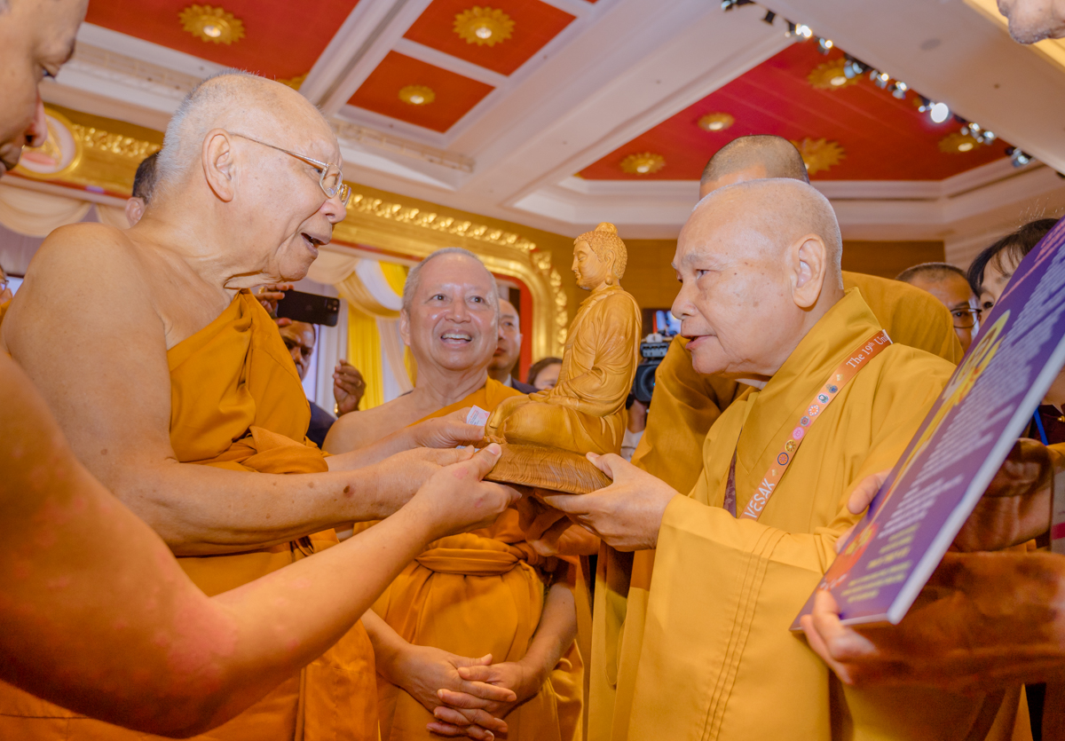 Trưởng lão Hòa thượng Chủ tịch dự Đại lễ Vesak Liên Hiệp Quốc lần thứ 19 tại Thái Lan