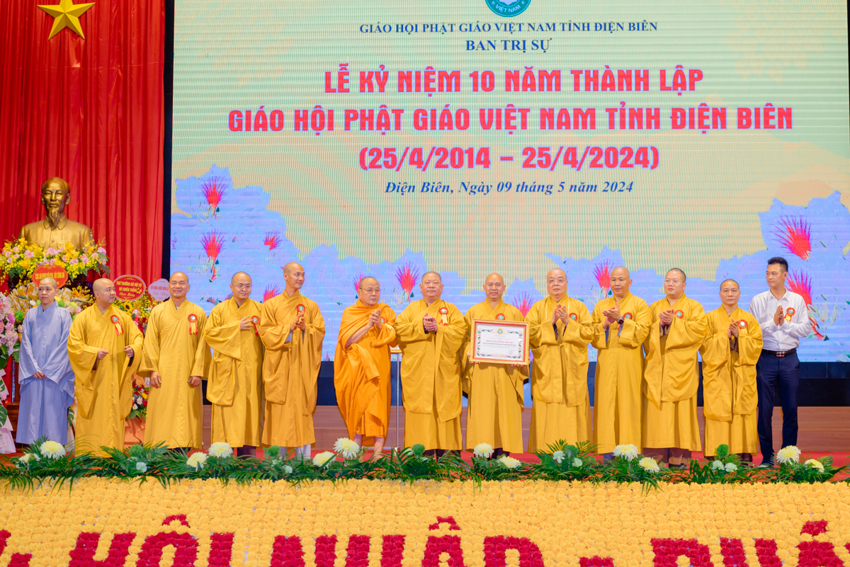 Kỷ niệm 10 năm thành lập Giáo hội Phật giáo Việt Nam tỉnh Điện Biên